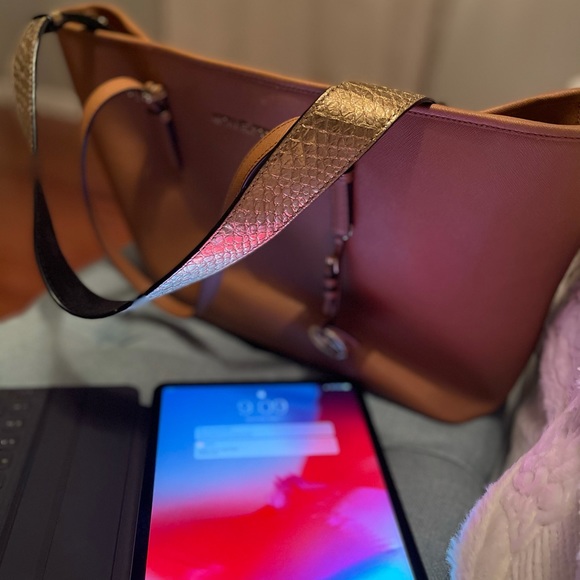 MIchael Kors Computer or shoulder tote bag, - Picture 4 of 5